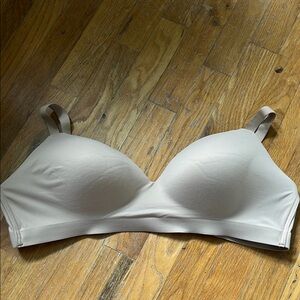 Soma Tan T-Shirt Bra with Adjustable Straps like new